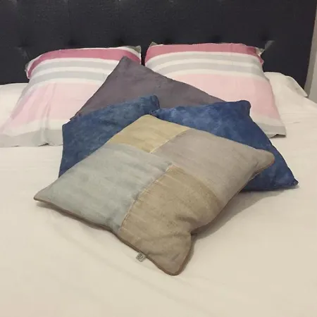 Penzion L'auberge De L'abbaye Sorde-lʼAbbaye